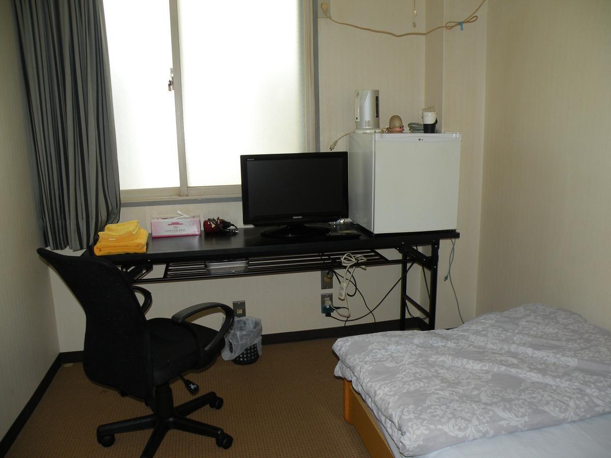 Business Hotel Minshuku Minato Tokushima Exterior photo