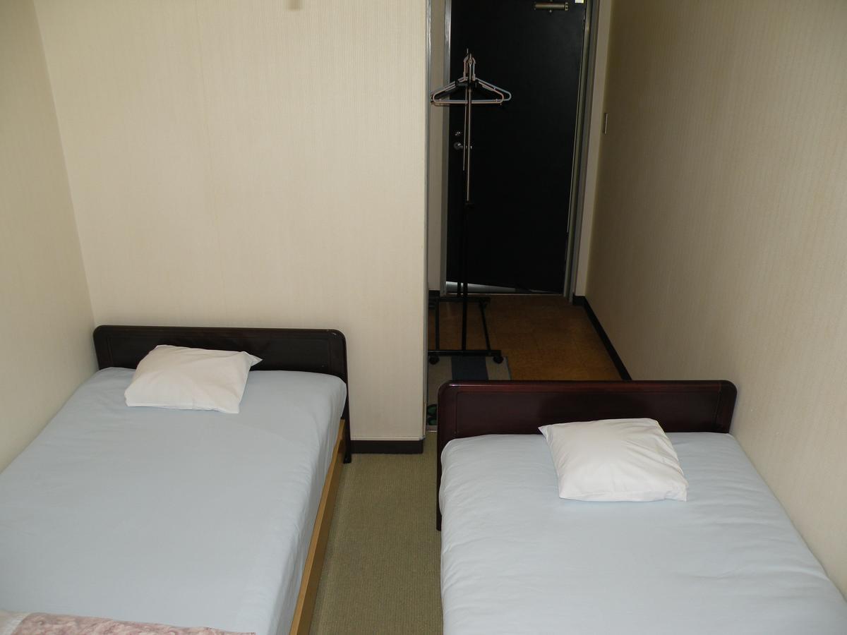 Business Hotel Minshuku Minato Tokushima Exterior photo