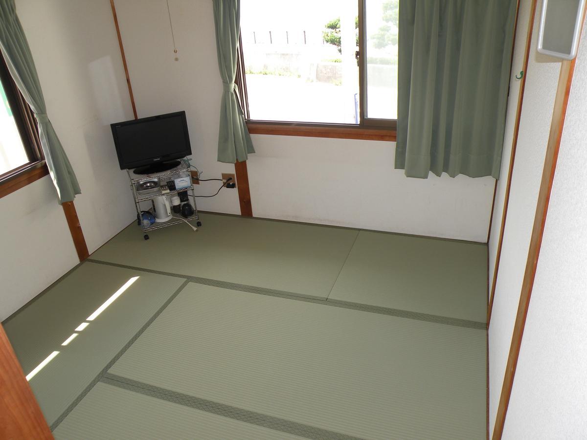 Business Hotel Minshuku Minato Tokushima Exterior photo